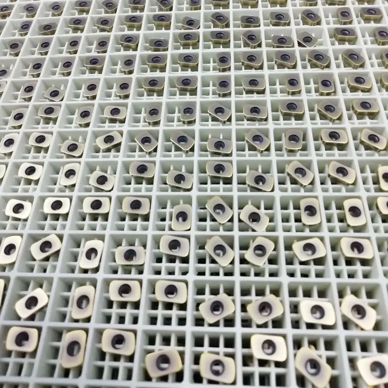 帶 PVD 涂層的原裝硬質合金銑削刀片 用于平面銑刀和方肩銑刀 EPMT0603TN-8 - 細節圖 03